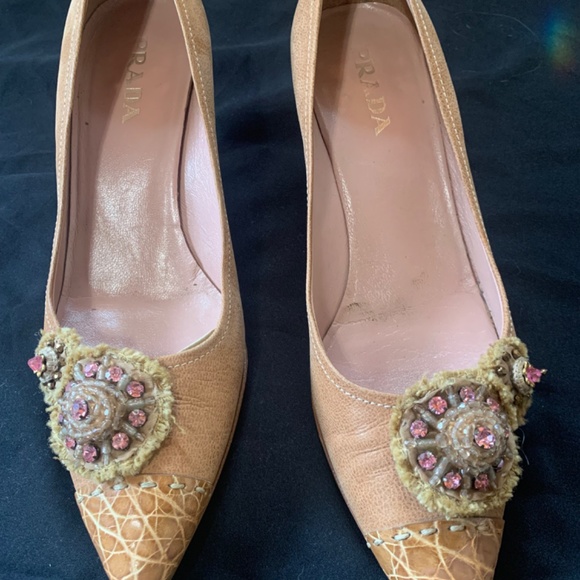 Prada kitten heels - Picture 2 of 6